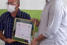 Photo of O deputado estadual Taciano Diniz recebe o título de cidadão de Monte Horebe