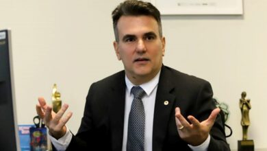 Photo of Ex-secretário Sérgio Queiroz diz em rede social que não irá disputar cargo eletivo e descarta pré-candidatura em 2022