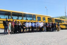 Photo of Prefeitura entrega três novos ônibus acessíveis para o transporte escolar de Itaporanga