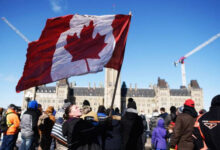 Photo of Canadá anuncia que vai bloquear conta bancária de quem participar de protestos antivacina