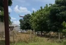 Photo of Impressionante: Avião cai sobre casas no Maranhão