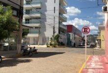 Photo of SITTRANS de Itaporanga realiza implantação de novas placas de sinalização na cidade