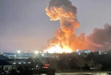 Photo of VÍDEO: Explosão atinge prédio do governo na segunda maior cidade da Ucrânia