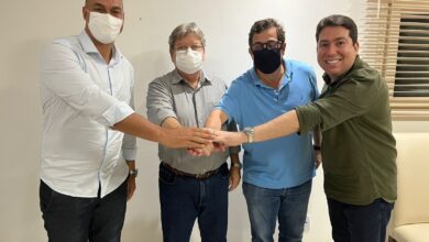 Photo of Prefeito de Sapé declara apoio à reeleição do governador João Azevêdo