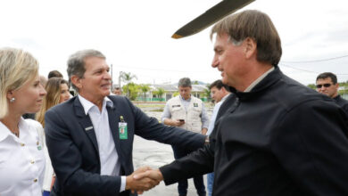 Photo of Bolsonaro decide demitir Silva e Luna da presidência da Petrobras