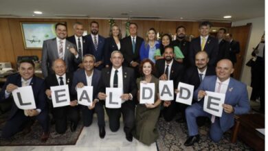 Photo of Com filiações de Bolsonaristas, PL passa União Brasil e se torna maior partido da Câmara Federal