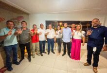 Photo of Prefeito de Igaracy anuncia adesão e João passa a ter o apoio de 15 das dezoito cidades do Vale do Piancó