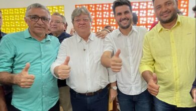 Photo of Prefeito de Poço Dantas, do PTB, declara apoio à reeleição de João Azevêdo