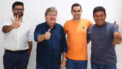 Photo of Prefeito e ex-prefeito do PL declaram apoio ao governador João Azevêdo na disputa pela reeleição