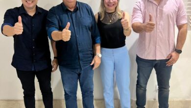 Photo of Após audiência com João Azevedo, Prefeito de Piancó dá ultimato ao seu vice “Ou vota em João, ou rompe”