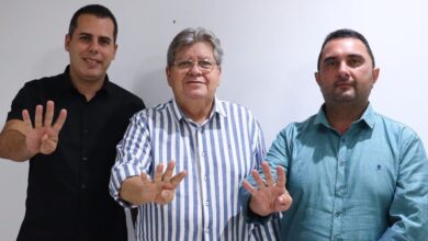 Photo of Emerson e Jane Panta anunciam apoio a reeleição de João Azevêdo