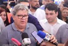 Photo of João Azevedo é reeleito governador da Paraíba