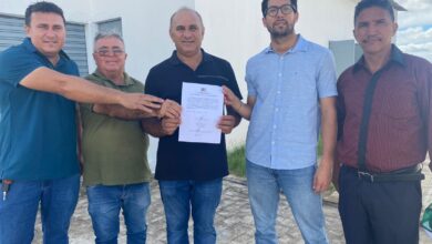 Photo of Prefeito Divaldo visita fase final das obras no Matadouro e recebe a chave