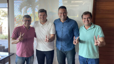 Photo of Vitor Hugo garante mais um apoio à reeleição do Deputado Taciano Diniz