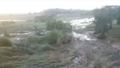 Photo of Reservatório se rompe e água invade casas em Lagoa Seca