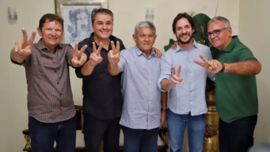 Photo of Pedro Cunha Lima recebe apoio do prefeito de Pombal, Doutor Verissinho