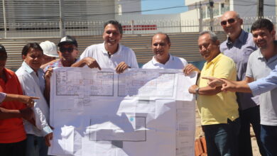 Photo of ASSISTA: Prefeito Divaldo e Ricardo Barbosa  visita três grandes    obras   em andamento no município de Itaporanga