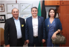 Photo of Efraim Filho recebe Prefeito Divaldo Dantas em Brasília, agradece votação e garante emendas para Itaporanga