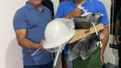 Photo of ASSISTA: Eletricistas da Prefeitura de Itaporanga recebem novos Equipamentos de Proteção Individual