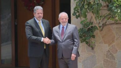 Photo of Aliados de Lula articulam candidatura para derrotar Lira na disputa pela presidência da Câmara