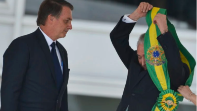 Photo of Bolsonaro cita 2 motivos para não passar a faixa presidencial a Lula