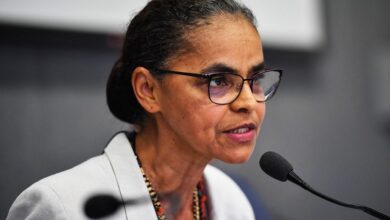 Photo of Após discurso, Marina Silva tem queda de pressão e é retirada às pressas do salão nobre