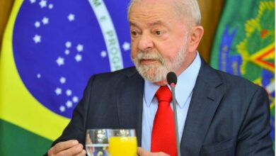 Photo of Lula decide voltar com 75% de tributos sobre gasolina