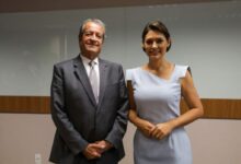 Photo of Michelle Bolsonaro assume presidência nacional do PL Mulher