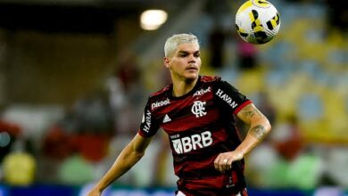 Photo of Com gol de Ayrton Lucas, Flamengo elimina Vasco e está na final