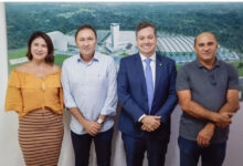 Photo of Reunião entre Governo do Estado e Prefeitura de Itaporanga define data para início de obras de asfaltamento do centro da cidade