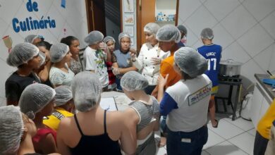 Photo of Prefeitura de Itaporanga realiza produção de Ovos de Páscoa com os usuários do SCFV.