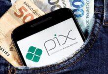 Photo of Pix bate recorde e supera 120 milhões de transações em um dia