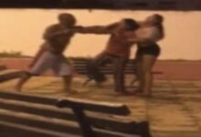 Photo of Cenas fortes!Vídeo! Em Piancó, suspeito esmurra duas mulheres em praça pública