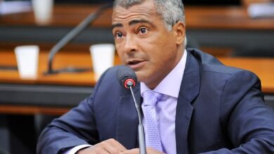 Photo of Após cortejar Randolfe Rodrigues, MDB tenta atrair Romário