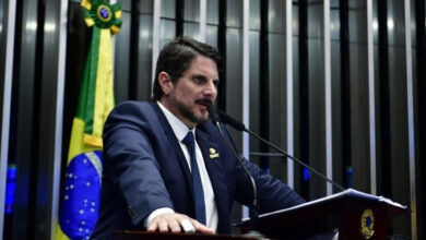 Photo of Após passar mal, Marcos do Val decide que deixará de atuar em CPI do 8 de janeiro