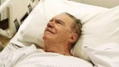 Photo of Ex-presidente Sarney leva queda em sua casa e é levado ao hospital