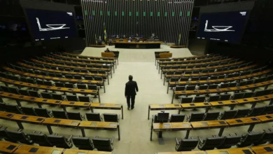 Photo of Só 124 dos 513 deputados não faltaram ao trabalho no 1º semestre