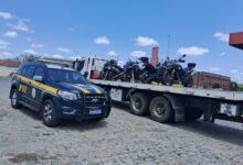 Photo of Em Piancó, fiscalização da PRF apreende 5 motos e uma arma de fogo
