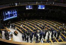 Photo of O Brasil é uma democracia trans: Não precisamos de deputados e senadores. Já temos o STF legislando