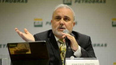 Photo of Presidente da Petrobras alerta Lula sobre possível aumento do combustível