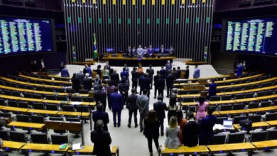 Photo of Só 78 dos 513 deputados têm 100% de presença na Câmara