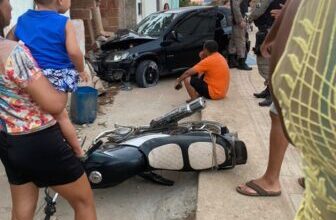 Photo of Carro invade casa e atinge jovem no Vale do Piancó