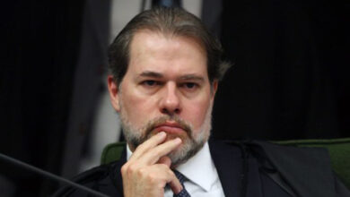 Photo of Procuradores recorrem contra decisão de Toffoli sobre Lava Jato