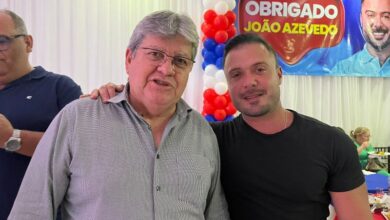 Photo of João comemora apoio de Caio e não descarta aliança com deputado até 2026