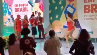 Photo of Quanto recebeu o grupo que fez “dança erótica” em evento do Ministério da Saúde?