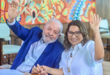 Photo of Governo compra tapete de R$ 114 mil, sofá de R$ 65 mil e novo piso de R$ 156 mil para Lula e Janja