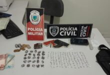 Photo of ASSISTA : Jovem é preso com 140 pedras de crack, maconha e dinheiro em Coremas