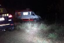 Photo of Ambulância do SAMU capota e deixa enfermeira ferida, em Piancó