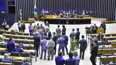 Photo of Parlamentares batem recorde de ‘emendas Pix’ em ano de eleições