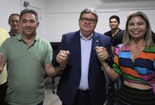 Photo of João Azevêdo une situação e oposição para as eleições municipais em Soledade 